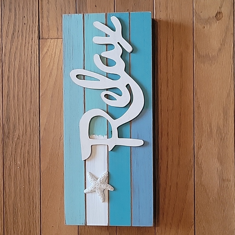 Wooden Beach sign